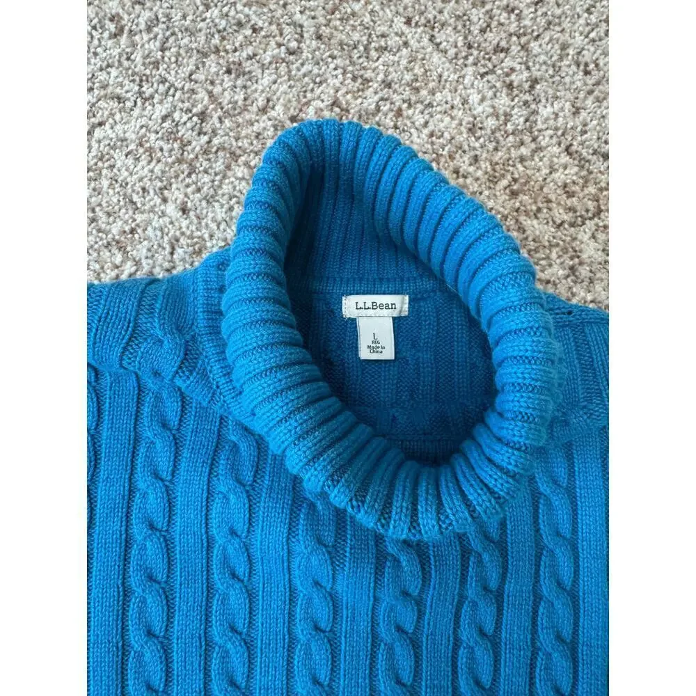 L.L. Bean Blue Cable knit turtle neck Sweater, Size Large , 100% Cotton